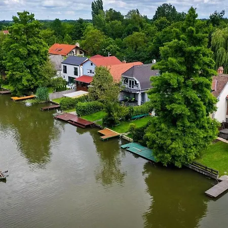 Holiday home Ciprus Lak Szarvas